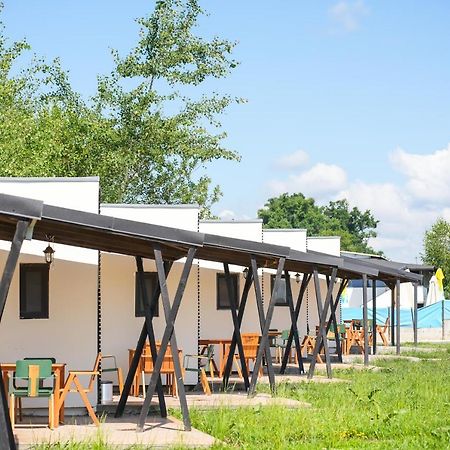 Bungalowuri "Doi Cocosi " Villa Horezu Exteriör bild